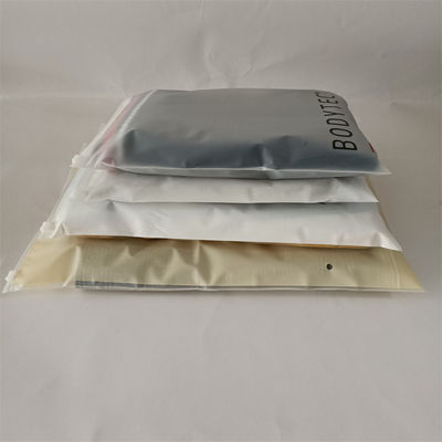 Προσαρμόστε οποιοδήποτε χρώμα υγρασία Proof Polybags για παπούτσια και ρούχα παγωμένο τσάντα φερμουάρ